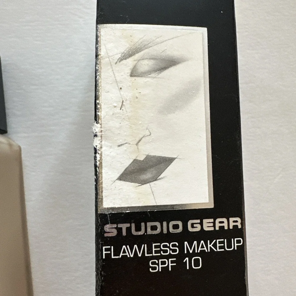 Studio Gear Flawless Makeup‎ SPF 10 Foundation Creme Beige 1 oz NOS